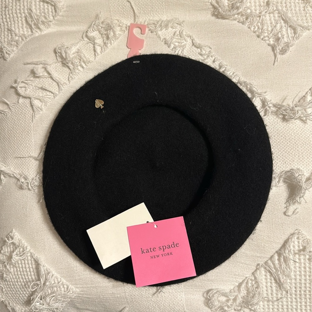 NWT Kate Spade black beret ♠️🩷